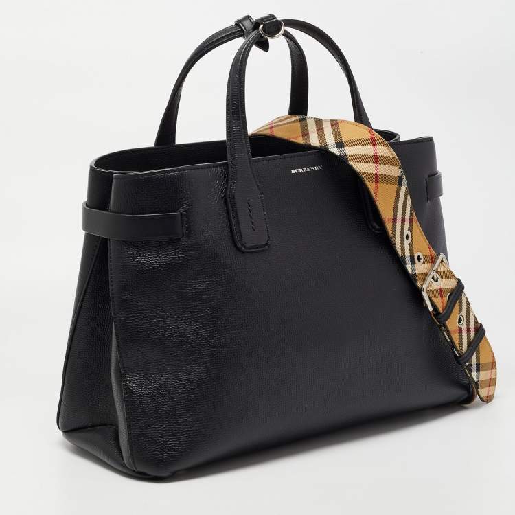 Pre Owned Burberry Black Leather Medium Banner Tote