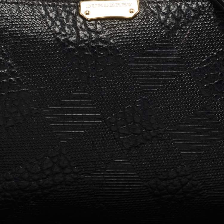 Pre Owned Burberry Black Grained Leather Peyton Crossbody Bag