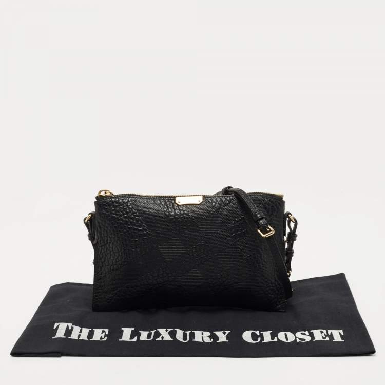 Pre Owned Burberry Black Grained Leather Peyton Crossbody Bag