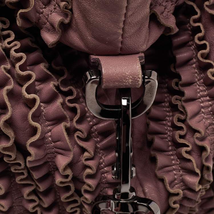 مملوكة مسبقًا Burberry Old Rose Leather Ruffled Leather Lowry Tote