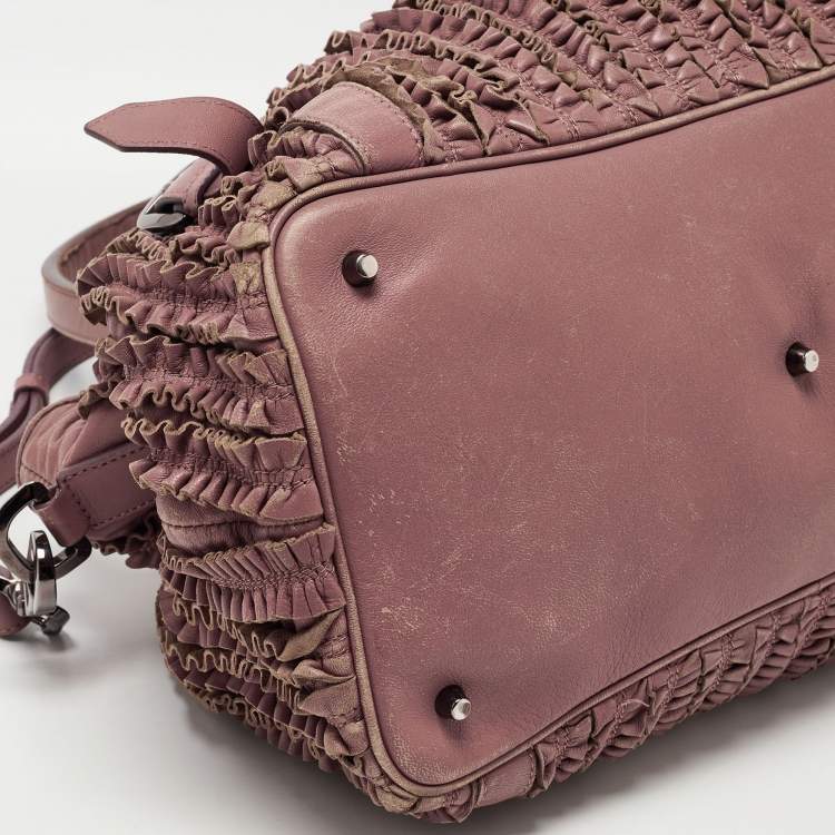 مملوكة مسبقًا Burberry Old Rose Leather Ruffled Leather Lowry Tote