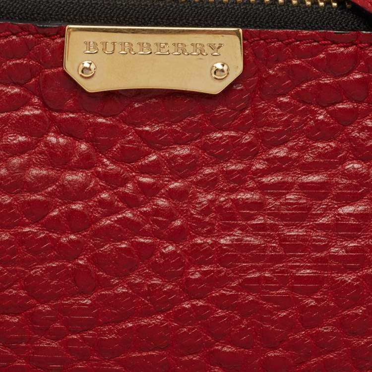 Pre Owned Burberry Red Grained Leather Chichester Crossbody Bag