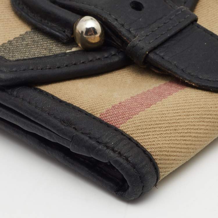 Pre Owned Burberry Beige/Black  Nova Check Canvas and Leather Buckle Compact Wallet