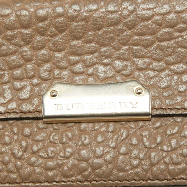 Pre Owned Burberry Beige Leather Flap Continental Wallet