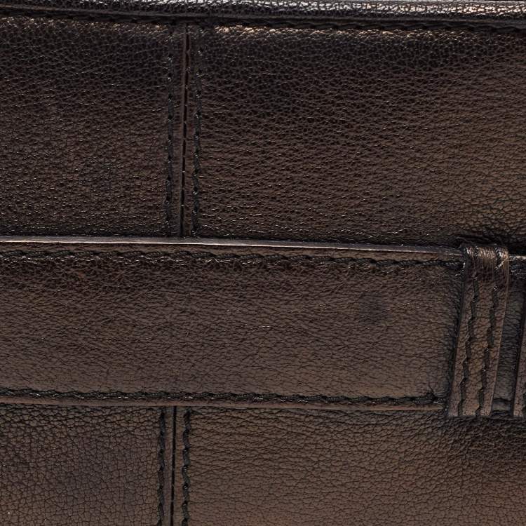 Pre Owned Burberry Metallic Brown Leather Buckle Baguette Bag
