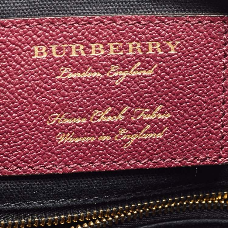 Pre Owned Burberry Burgundy Leather And House Check Fabric Helmsley Crossbody Bag
