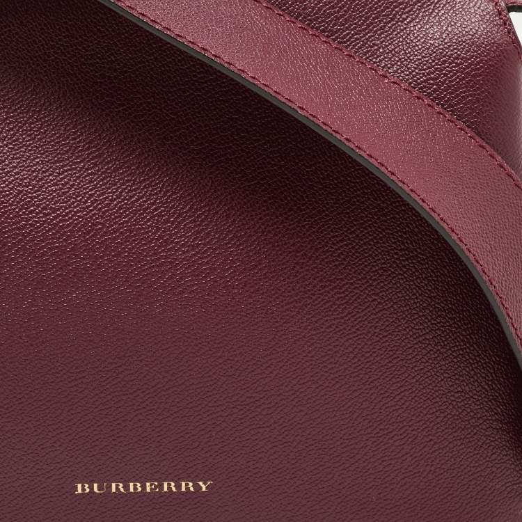Pre Owned Burberry Burgundy Leather And House Check Fabric Helmsley Crossbody Bag
