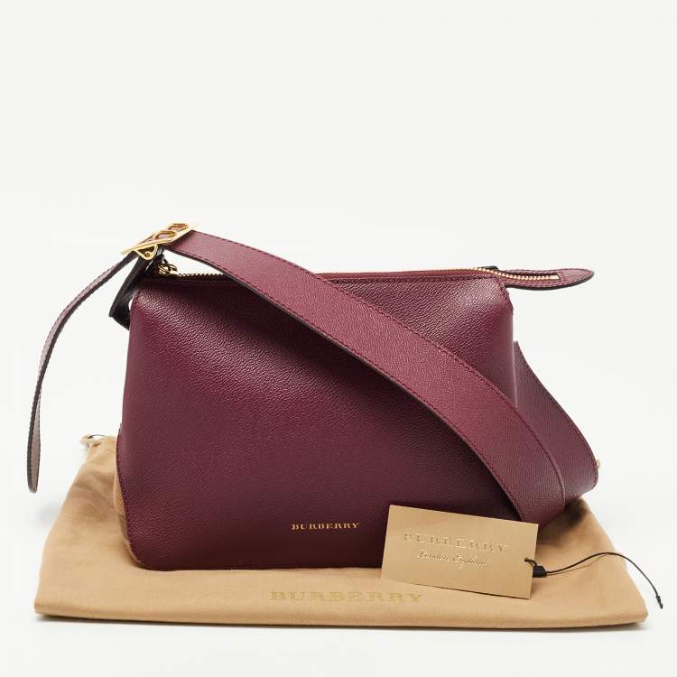 Pre Owned Burberry Burgundy Leather And House Check Fabric Helmsley Crossbody Bag