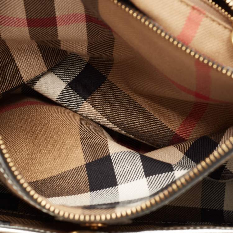 Pre Owned Burberry Silver Leather Brogues Banner Fringe Tote