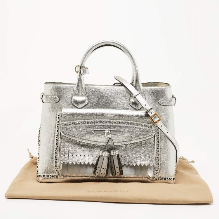 Pre Owned Burberry Silver Leather Brogues Banner Fringe Tote