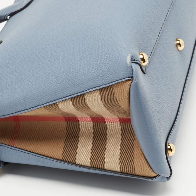 Pre Owned Burberry Blue Leather and House Check Canvas Medium Banner Tote