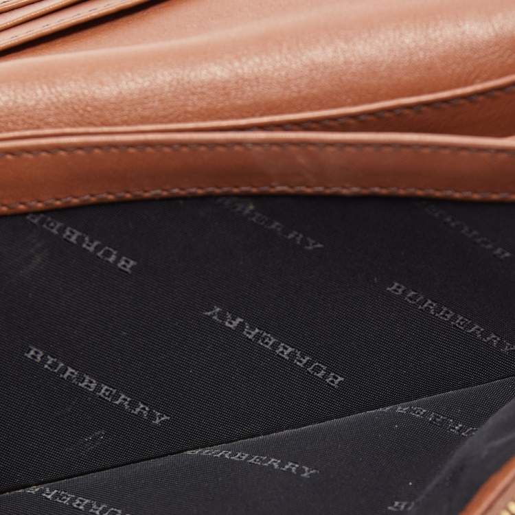 Pre Owned Burberry Brown/Beige House Check Canvas and Leather Flap Continental Wallet