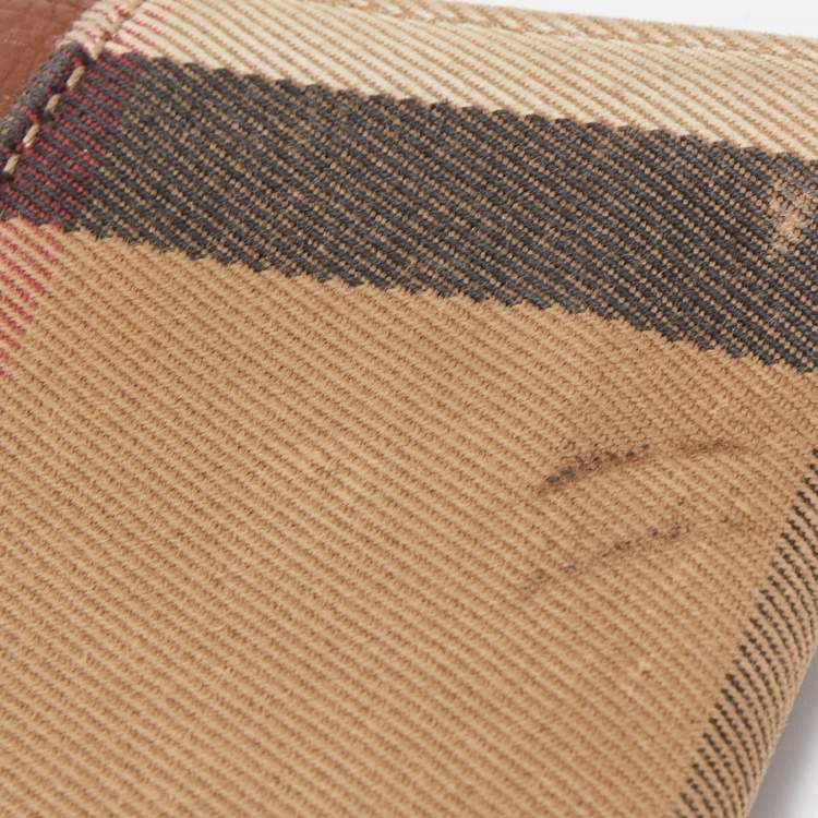 Pre Owned Burberry Brown/Beige House Check Canvas and Leather Flap Continental Wallet
