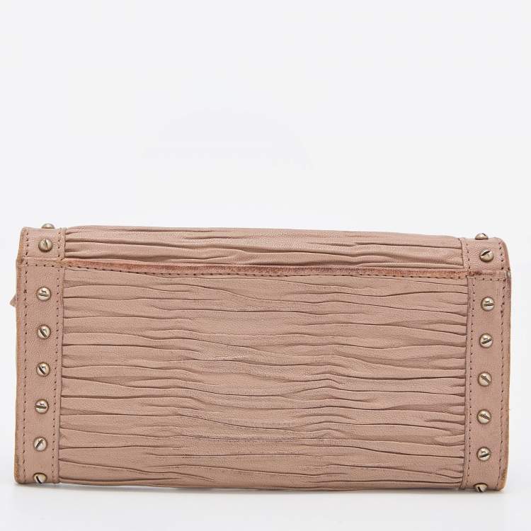 Pre Owned Burberry Old Rose Pleated Leather Flap Continental Wallet