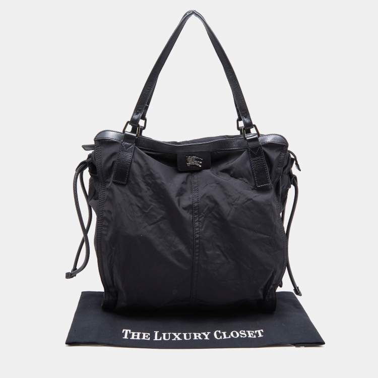 Pre Owned Burberry Black Nylon and Leather Buckleigh Tote