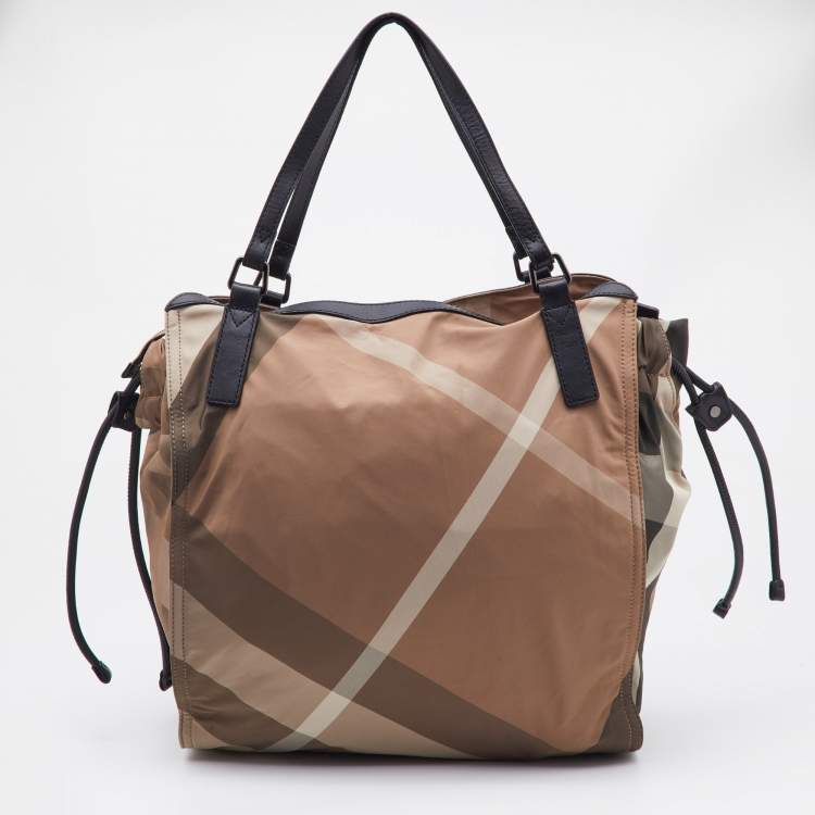 Pre Owned Burberry Beige/Black Nova Check Nylon and Leather Buckleigh Tote