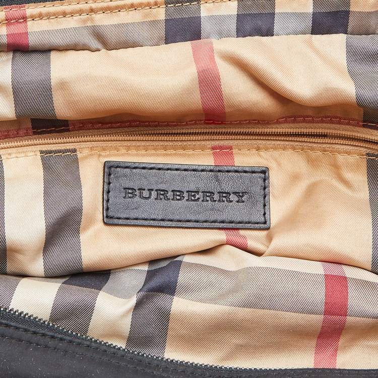 Pre Owned Burberry Black Nylon and Leather Buckleigh Tote