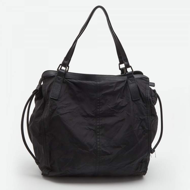 Pre Owned Burberry Black Nylon and Leather Buckleigh Tote