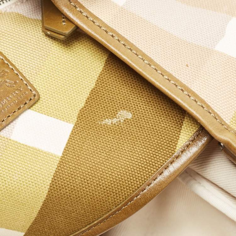 Pre Owned Burberry Green/White Check Canvas And Leather Tote
