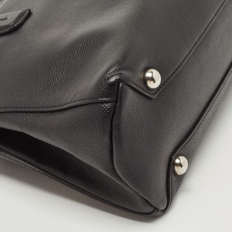 Pre Owned Burberry Black Leather Small Banner Tote