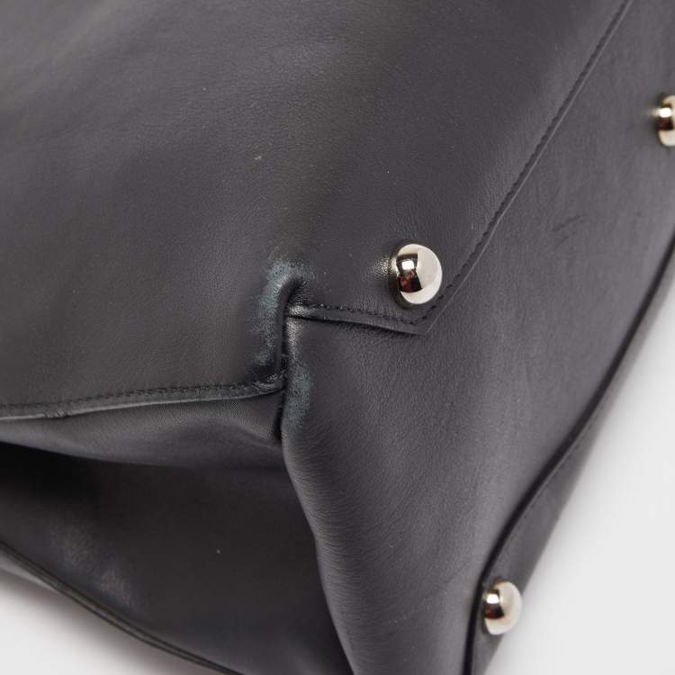 Pre Owned Burberry Black Leather Chain Banner Tote