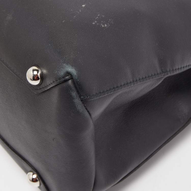 Pre Owned Burberry Black Leather Chain Banner Tote