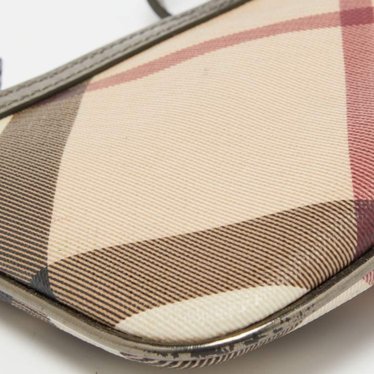 Pre Owned Burberry Beige Nova Check Coated Canvas and Patent Leather Zip Wristlet Clutch