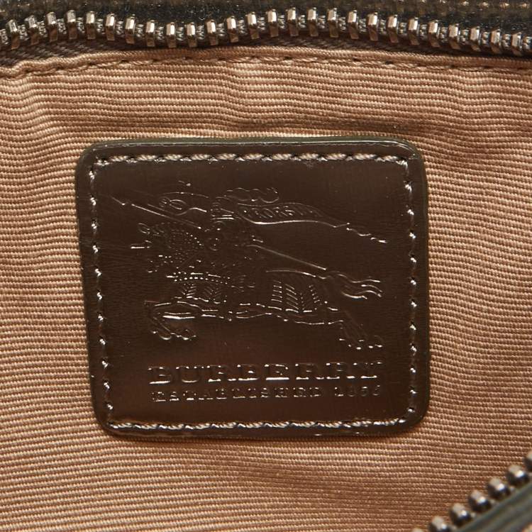 Pre Owned Burberry Beige Nova Check Coated Canvas and Patent Leather Zip Wristlet Clutch