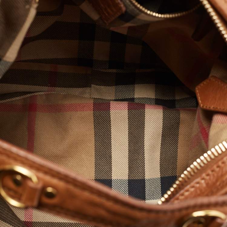 مملوكة مسبقًا Burberry Brown Leather Logo Hobo