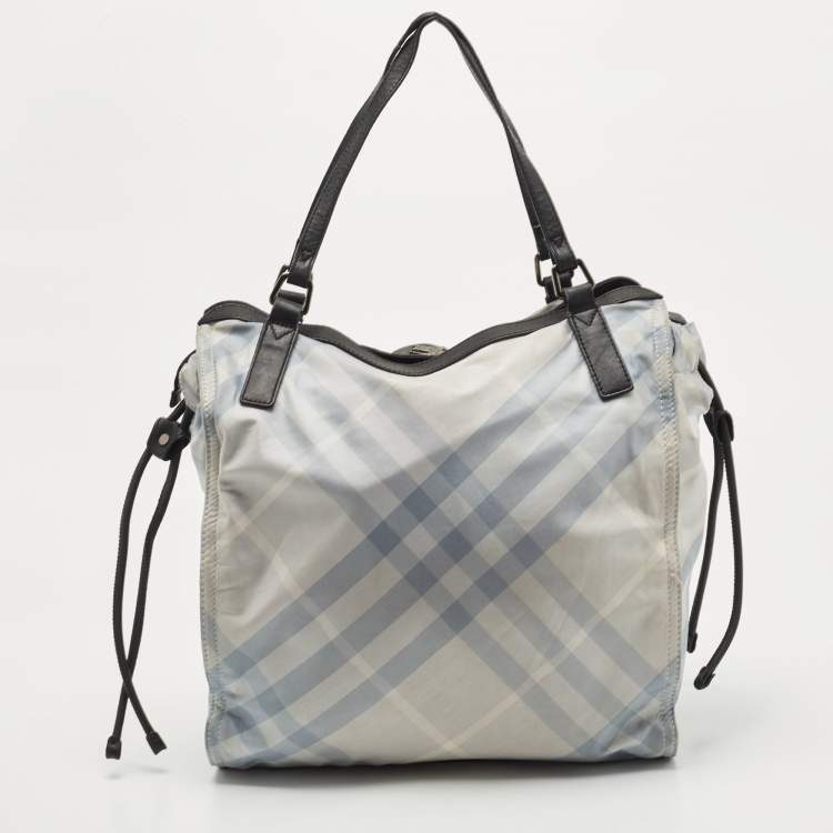 Pre Owned Burberry Black/Light Blue Nova Check Nylon and Leather Buckleigh Tote