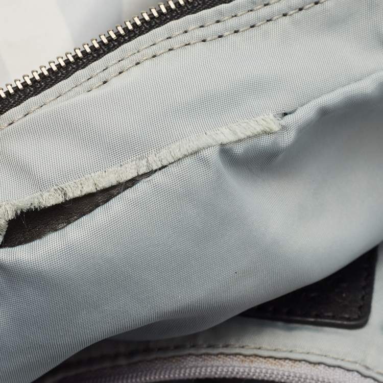 Pre Owned Burberry Black/Light Blue Nova Check Nylon and Leather Buckleigh Tote