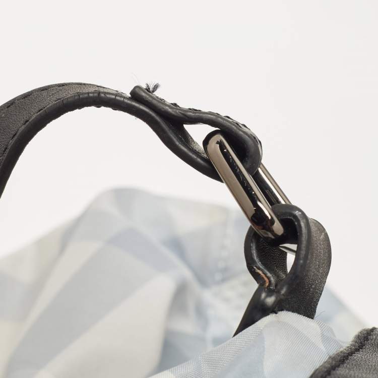 Pre Owned Burberry Black/Light Blue Nova Check Nylon and Leather Buckleigh Tote