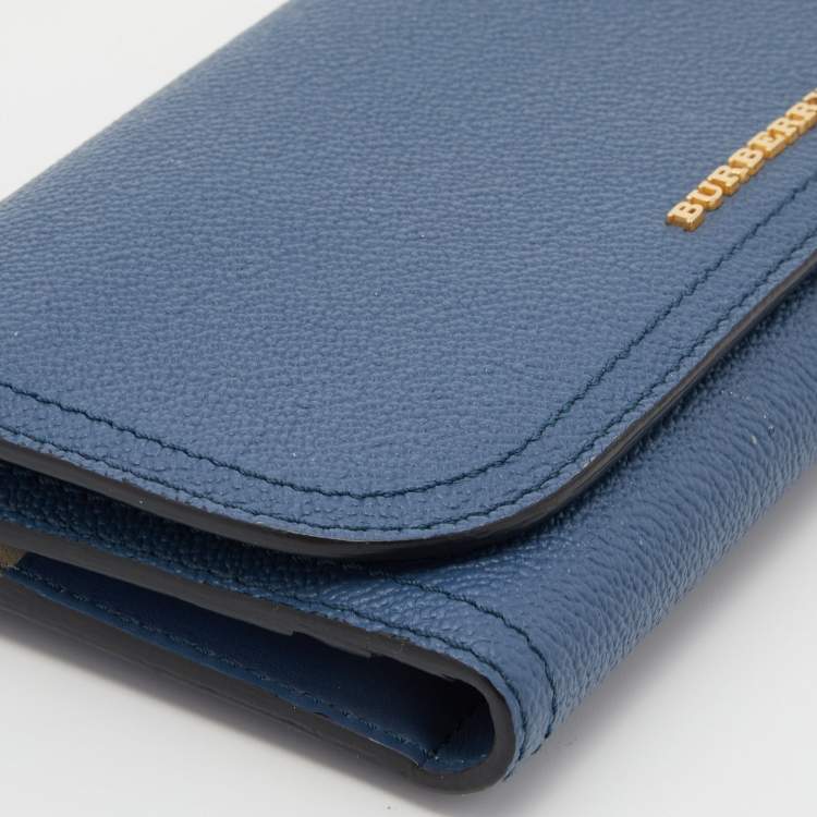 Pre Owned Burberry Blue Leather Flap Continental Wallet