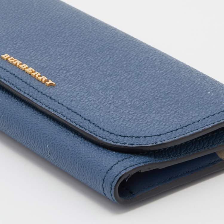 Pre Owned Burberry Blue Leather Flap Continental Wallet