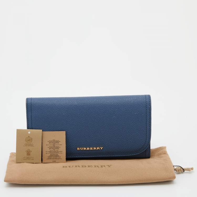 Pre Owned Burberry Blue Leather Flap Continental Wallet