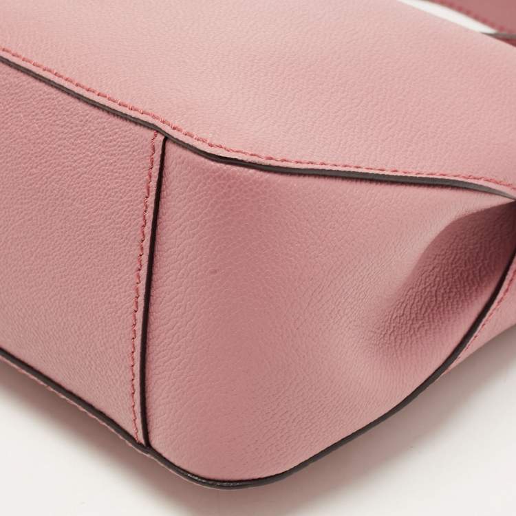 Pre Owned Burberry Pink Leather Helmsley Crossbody Bag