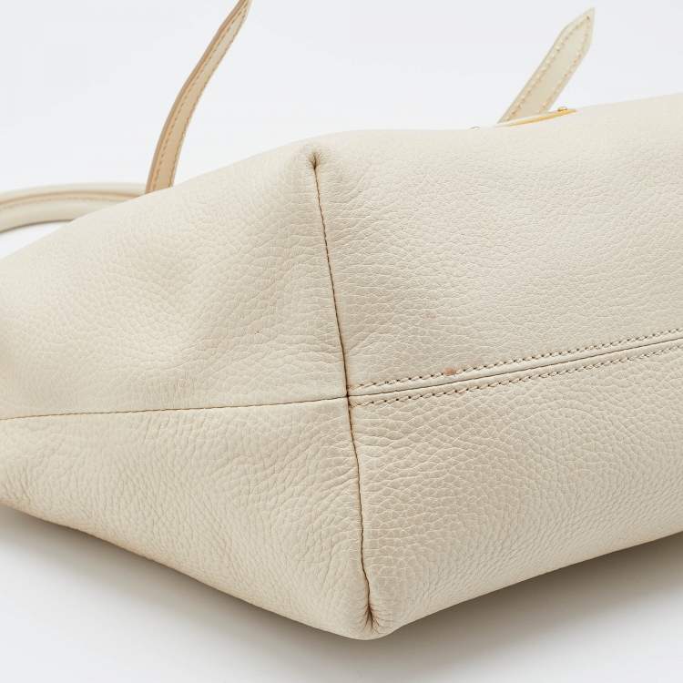 Pre Owned Burberry Off White Leather Small Salisbury Tote