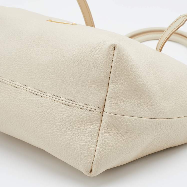 Pre Owned Burberry Off White Leather Small Salisbury Tote