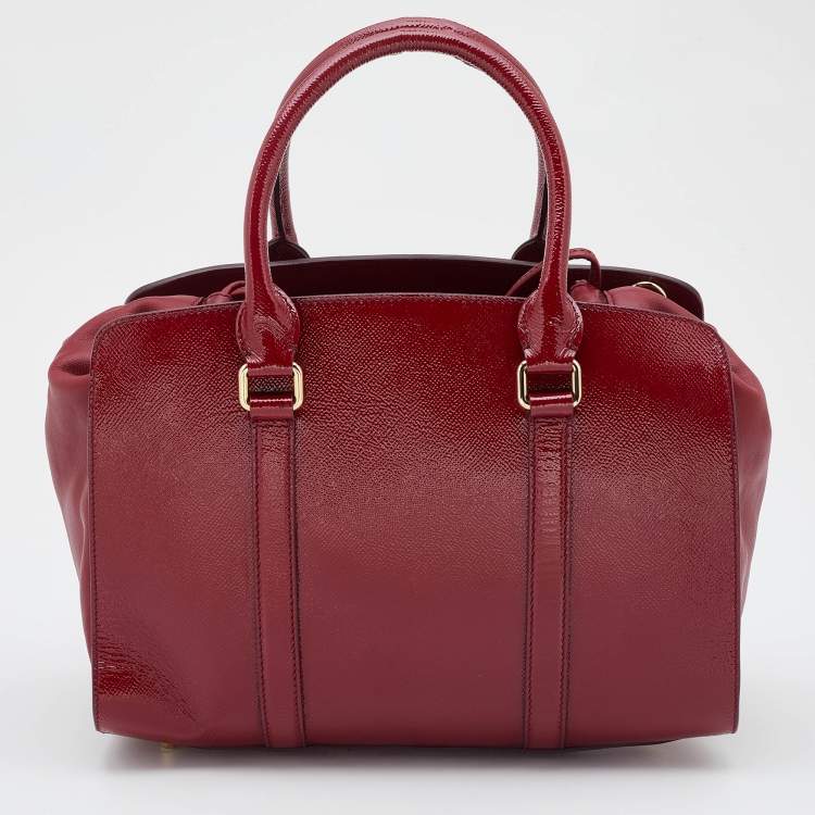 Pre Owned Burberry Red Patent and Leather Drawstring Tote