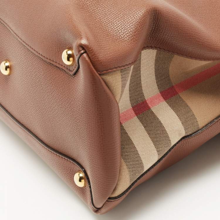 Pre Owned Burberry Beige/Brown Leather and House Check Fabric Medium Banner Tote