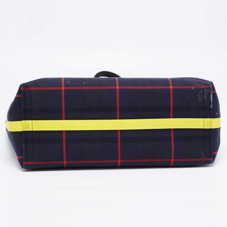 Pre Owned Burberry Dark Blue/Red Check Canvas Medium Reversible Giant Tote 