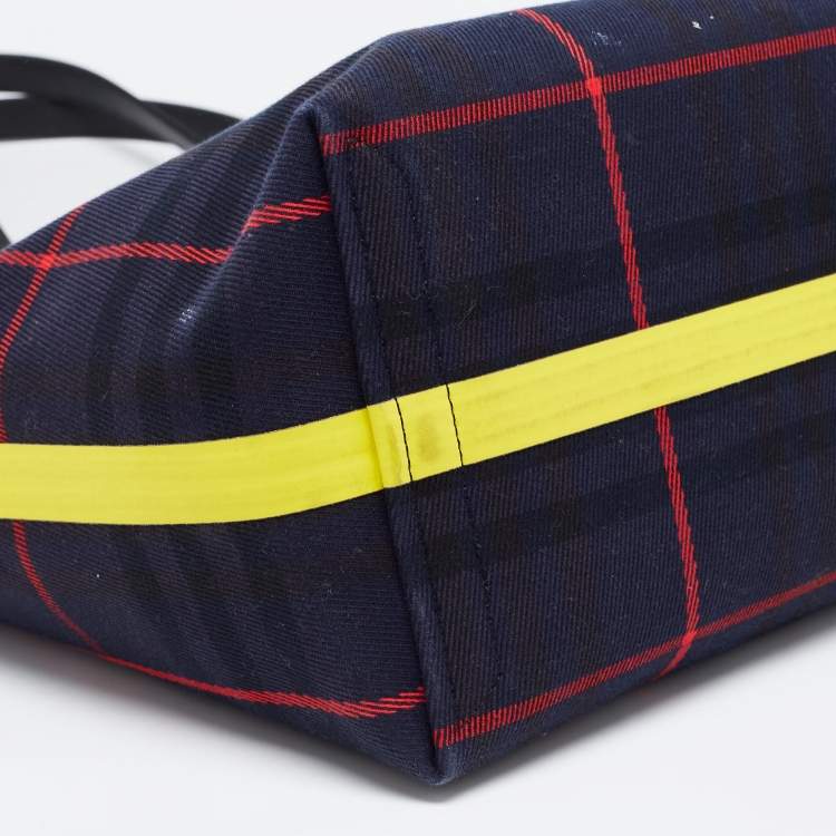 Pre Owned Burberry Dark Blue/Red Check Canvas Medium Reversible Giant Tote 