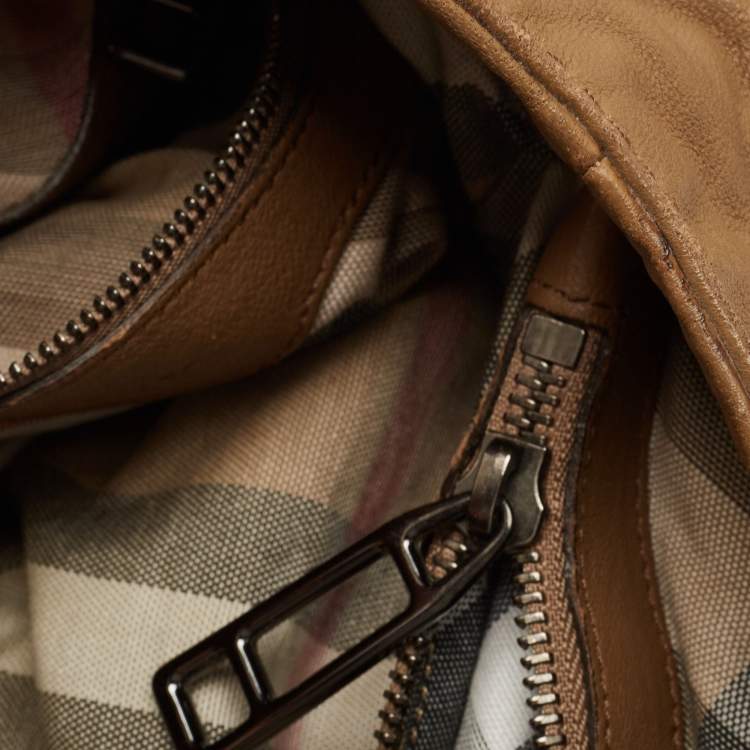 مملوكة مسبقًا Burberry Tan Pleated Leather Tote