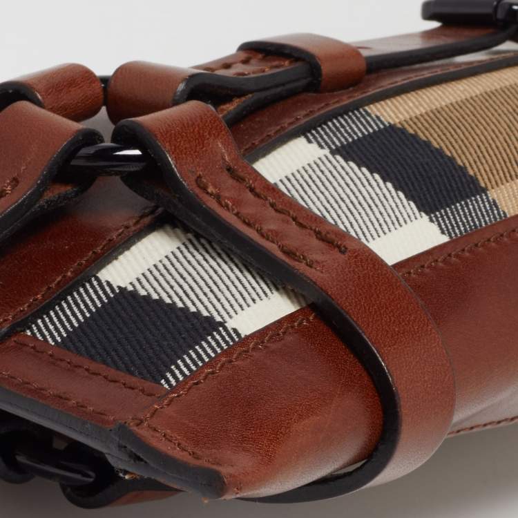 Pre Owned Burberry Brown Leather and House Check Canvas Clutch