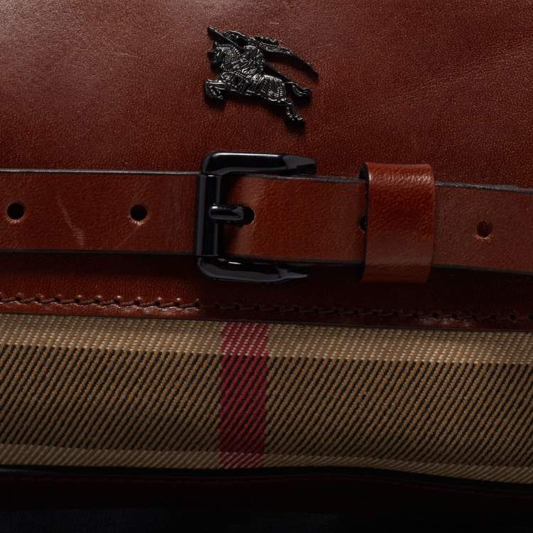 Pre Owned Burberry Brown Leather and House Check Canvas Clutch