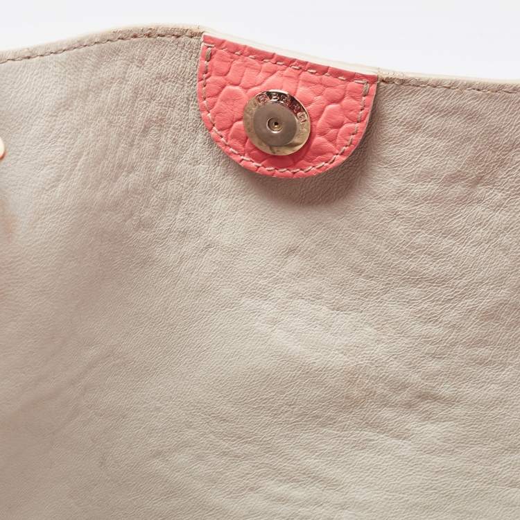 Pre Owned Burberry Peach Leather Canterbury Hobo