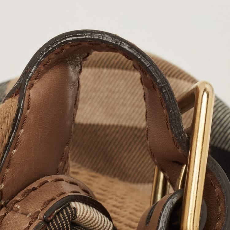 Pre Owned Burberry Beige House Check Canvas and Leather Brecon Hobo