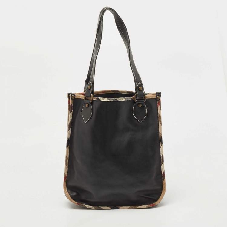 Pre Owned Burberry Black/Beige House Check Canvas and Leather Front Pocket Tote