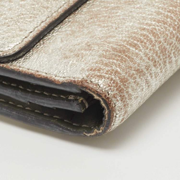 Pre Owned Burberry Silver Leather Continental Wallet