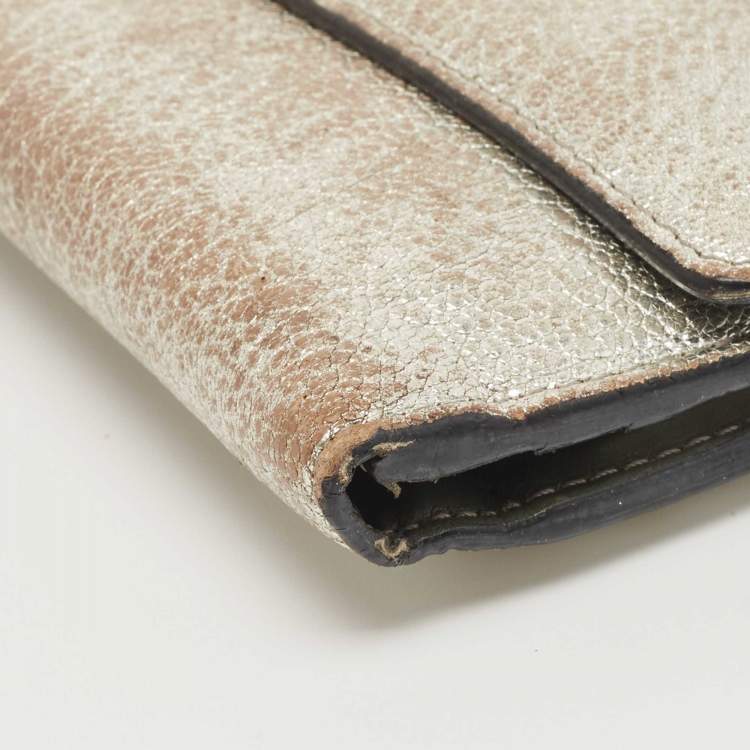 Pre Owned Burberry Silver Leather Continental Wallet